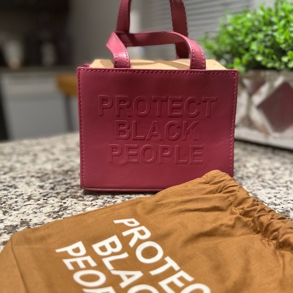 Cise ‘Protect Black People’ Pink Mini - Picture 1 of 2